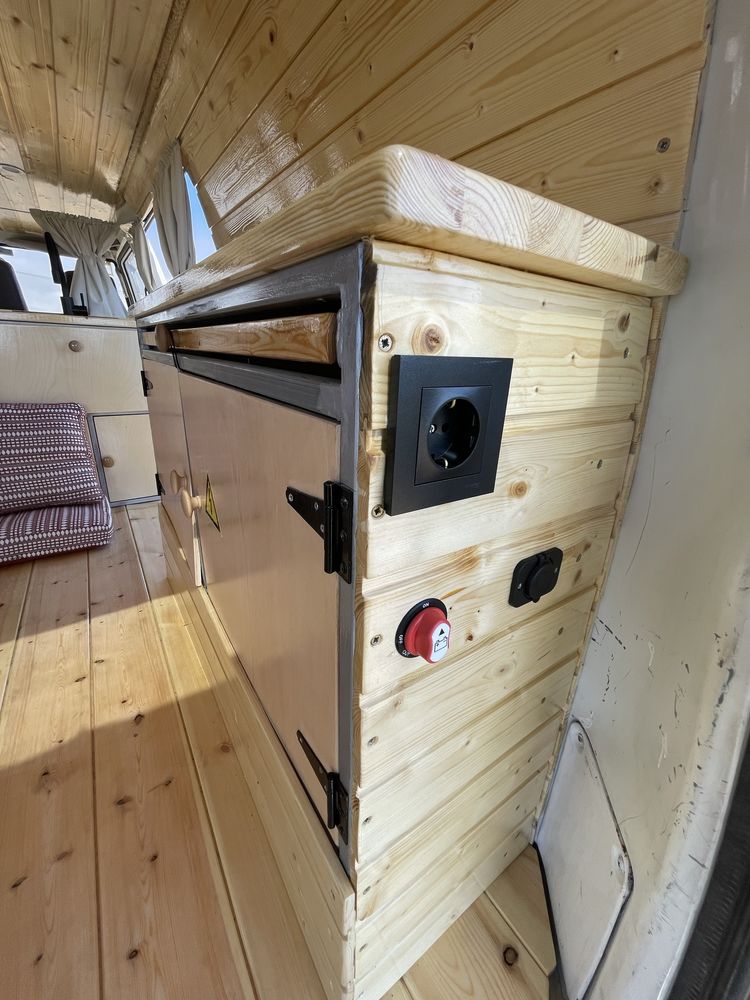 Campervan Mitsubishi L300 2.5D Legalizada