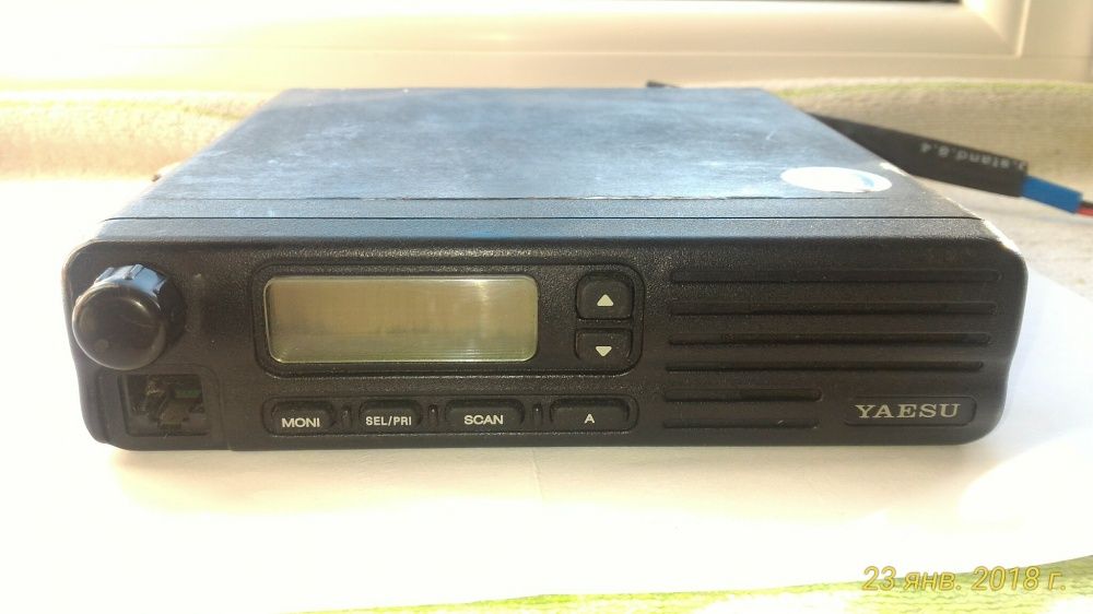 Yaesu 3000 V