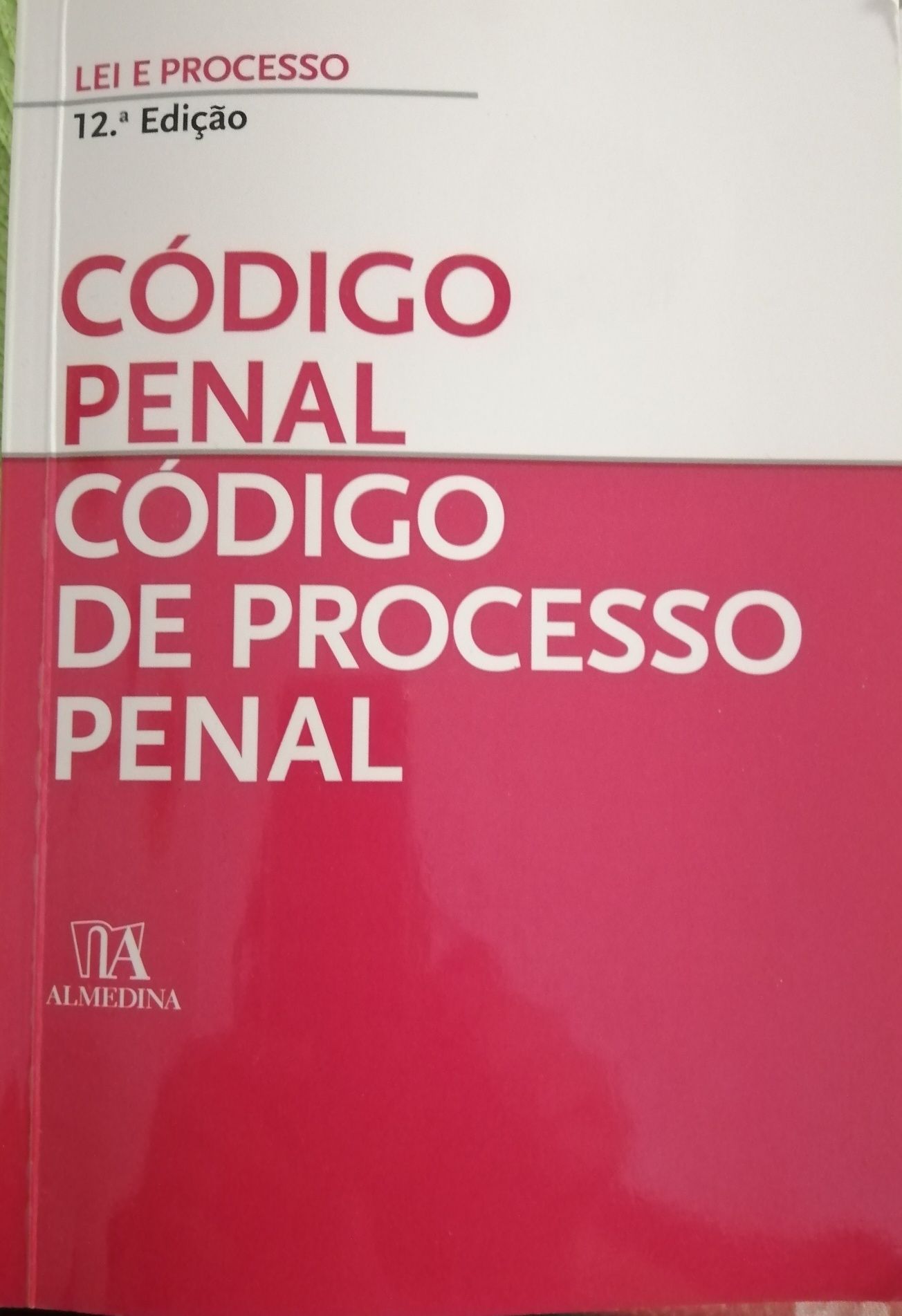 Livros / Manuais do curso de Criminologia ( licenciatura) 5 livros