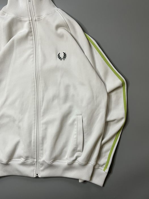 вінтажна олімпійка від Fred Perry на лампасах