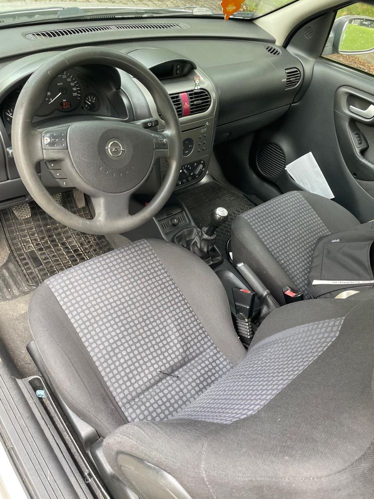 Sprzedam zadbanego opelka od kobiety polecam warto