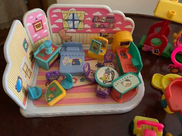 Brinquedos vintage em plástico