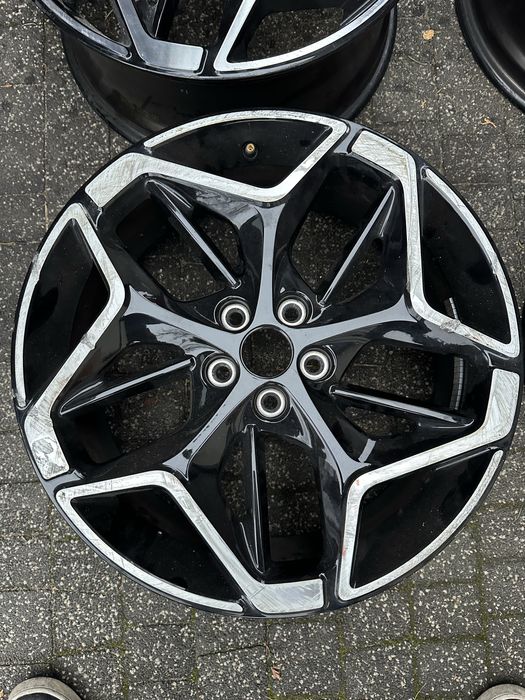 Felgi ford kuga mk3 19 cali