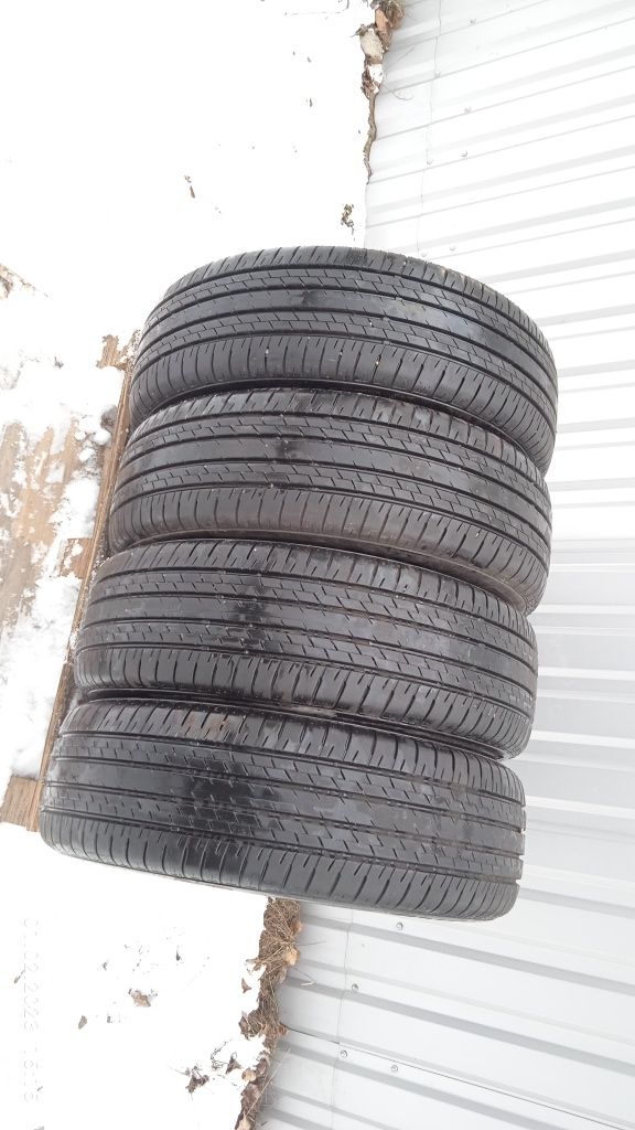 В продаже комплект летней резины  225/60/18 Bridgestone