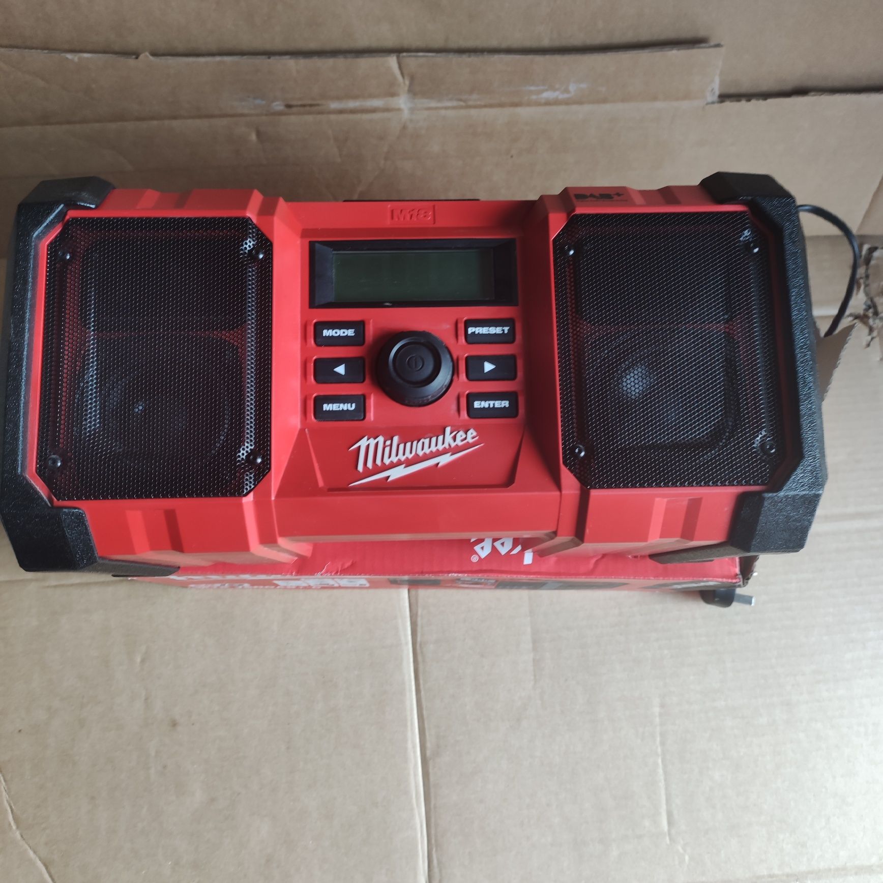 Radio budowlane Milwaukee M18JSRDAB+-0