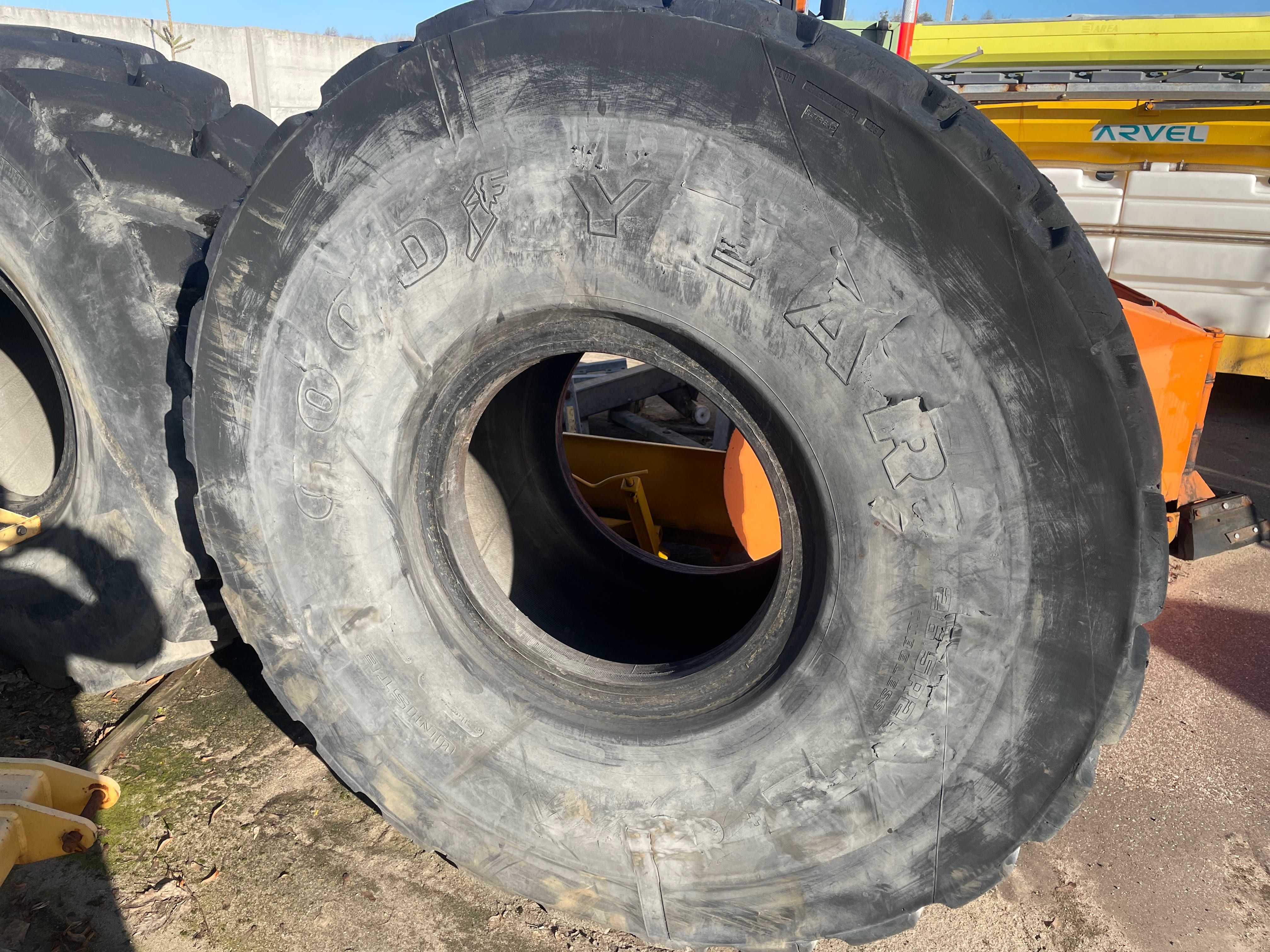 opona goodyear 26,5R25