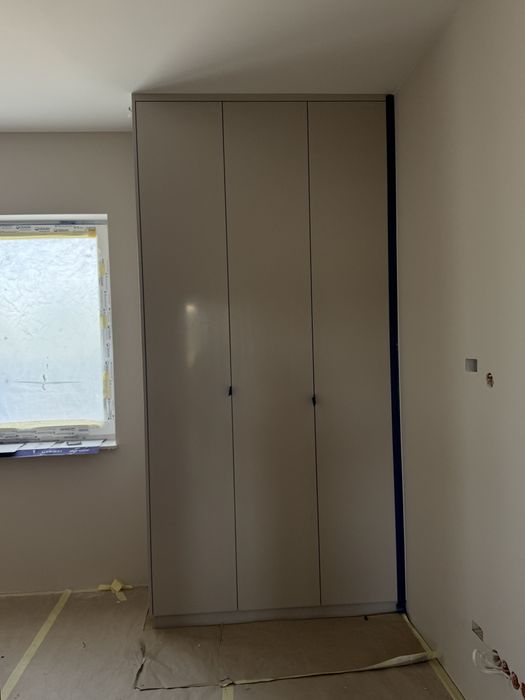 Listwy przypodlogowe,montaz listew,montaz mebli,meble na wymiar