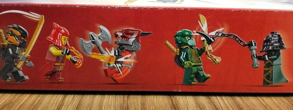 LEGO NINJAGO 71836 Arcysmok skupienia