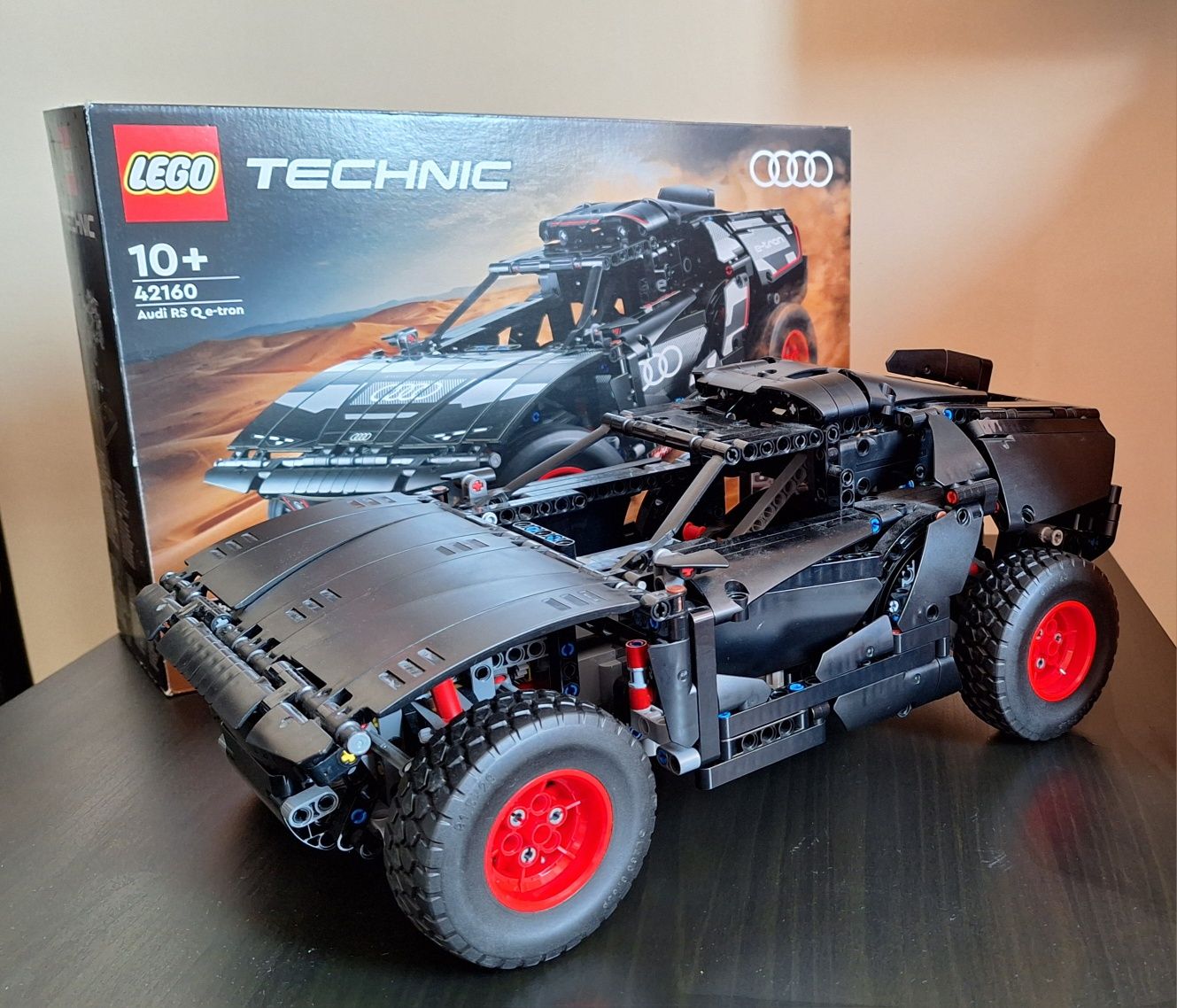 Lego Technic Audi RS Q e-tron (42160)
