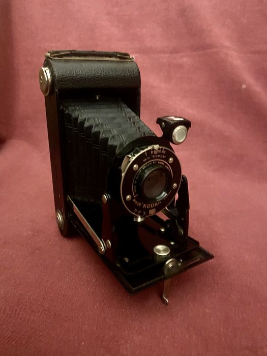 Camera fotografica Kodak Six-20 Junior (Modelo II)