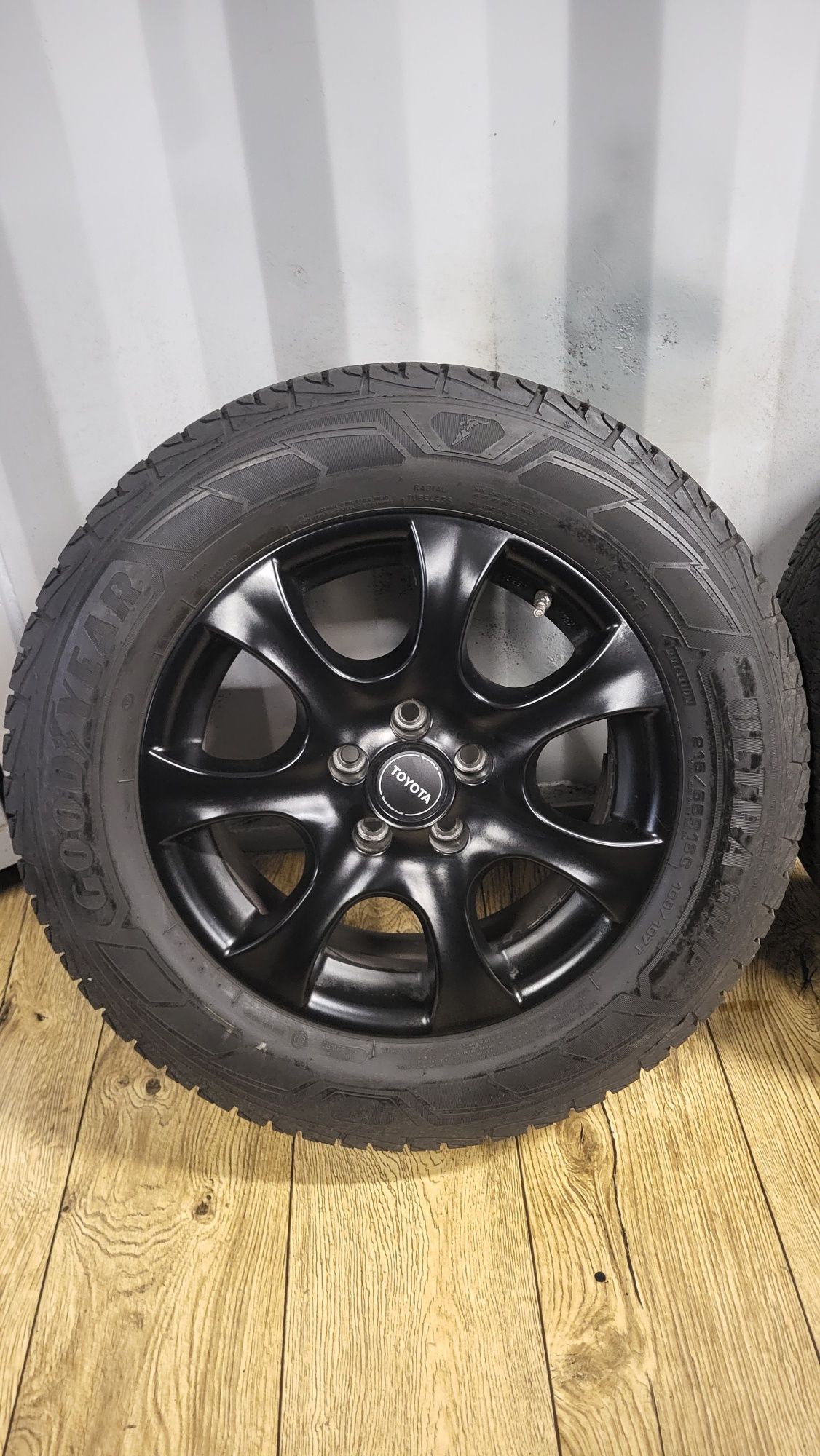 Alufelgi 16" 5x108 z oponami 215/65 R16 C Proace Vivaro C Transit
