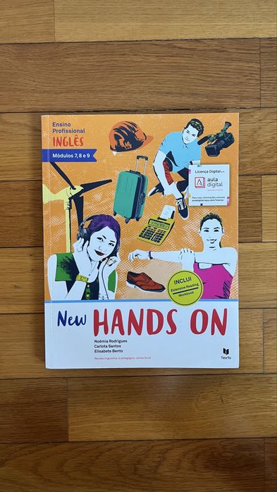 Livro Escolar “New Hands On” Inglês 12° ano - Módulos 7, 8 e 9