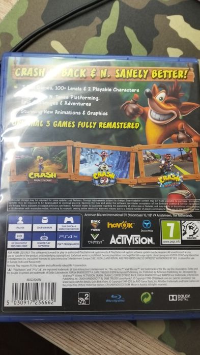 Ігровий диск для прейстейшен 4 назва( Crash  bandicoot)