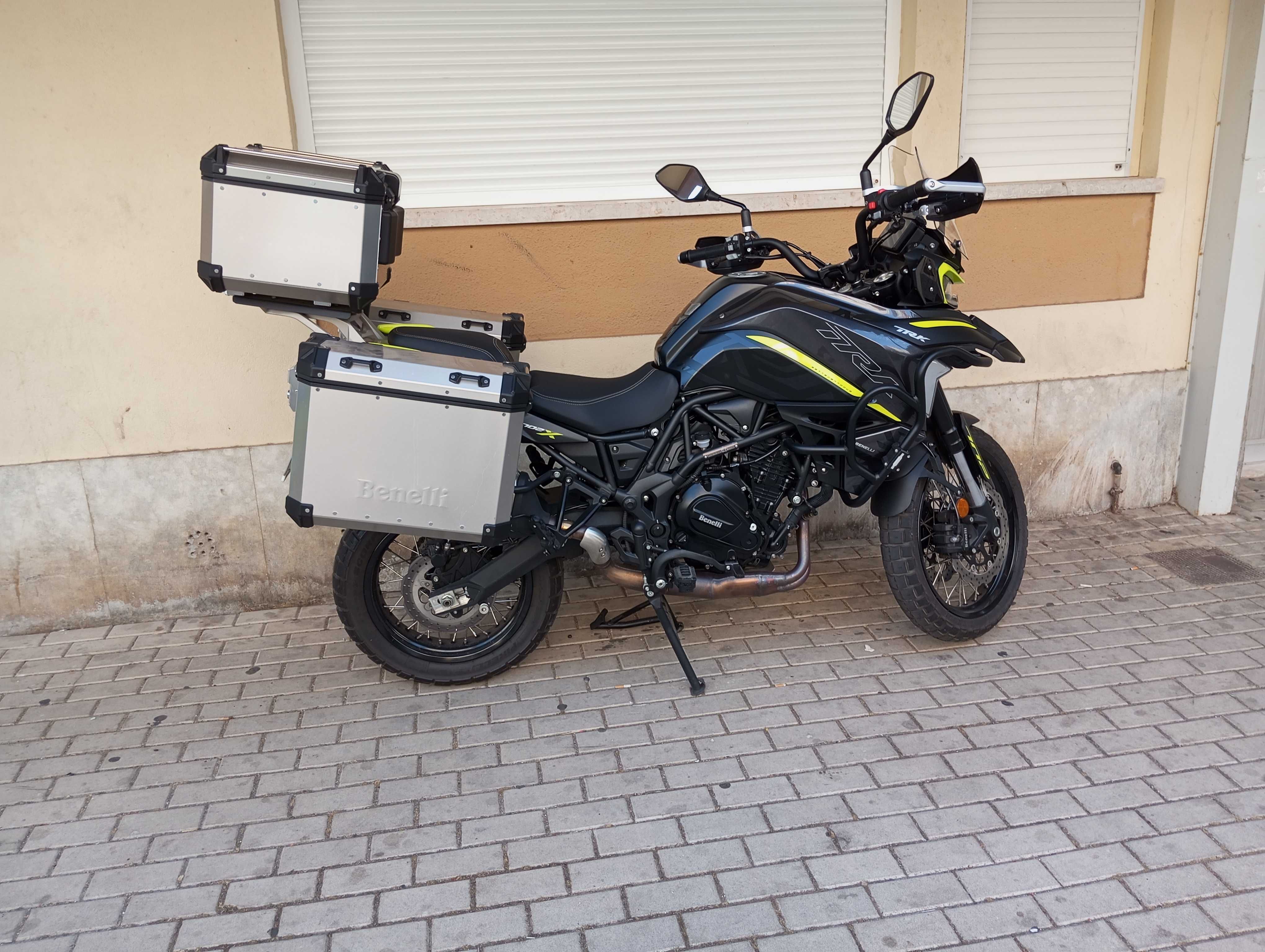 Benelli 702x semi nova