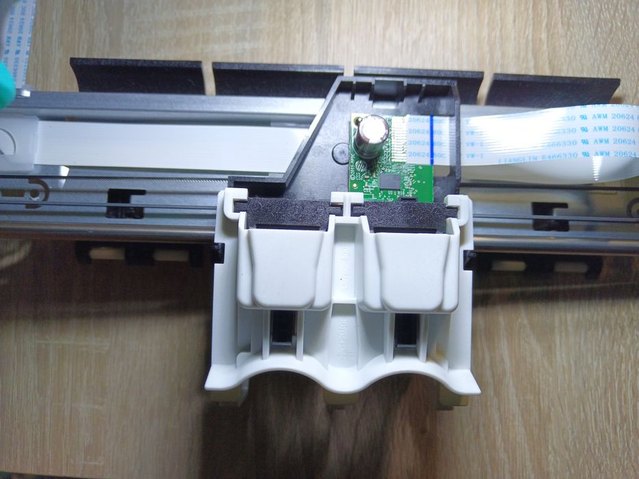 Kompletna Karetka do HP DeskJet 2820 (może pasować do innych modeli)