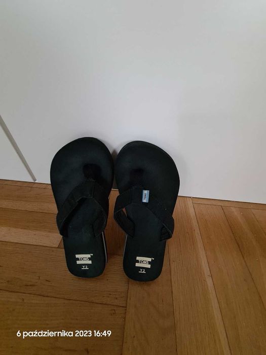 Toms y2 czarne klapki