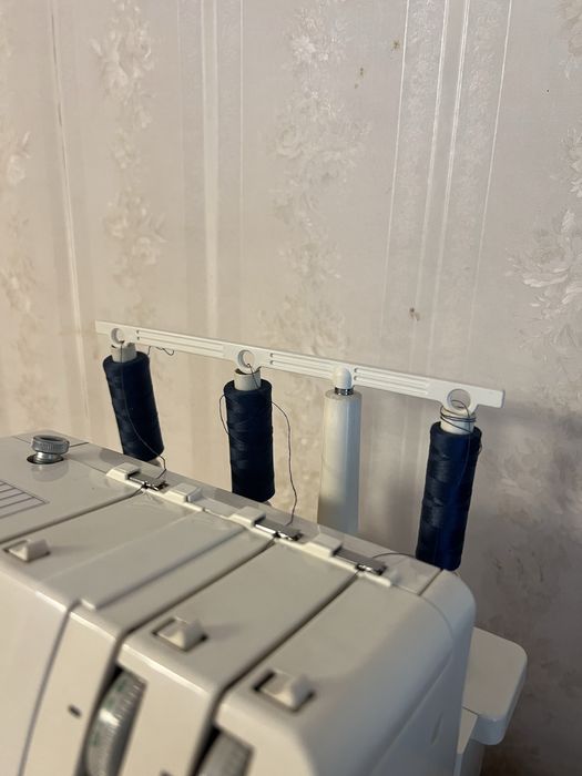 Maszyna do szycia Brother Lock 915