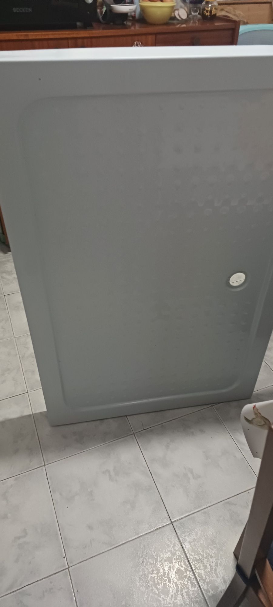 Base de duche em bom estado