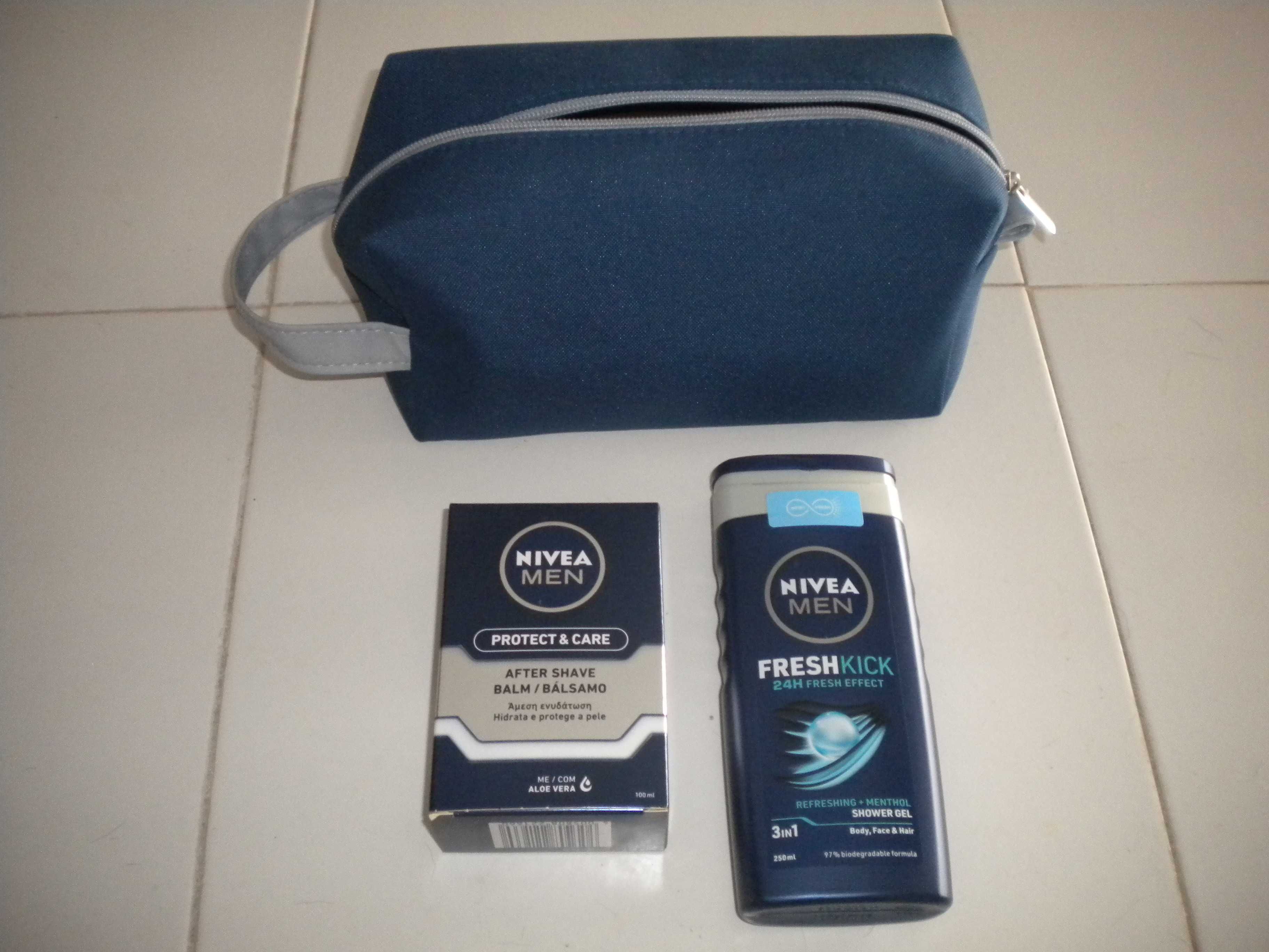 Necessaire Com Balsamo  Shave  e Com Shower Gel - NIVEA - TUDO NOVO