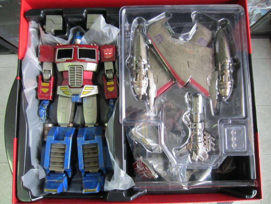 Transformers Action Figure Optimus Prime (Starscream Version) 30 cm