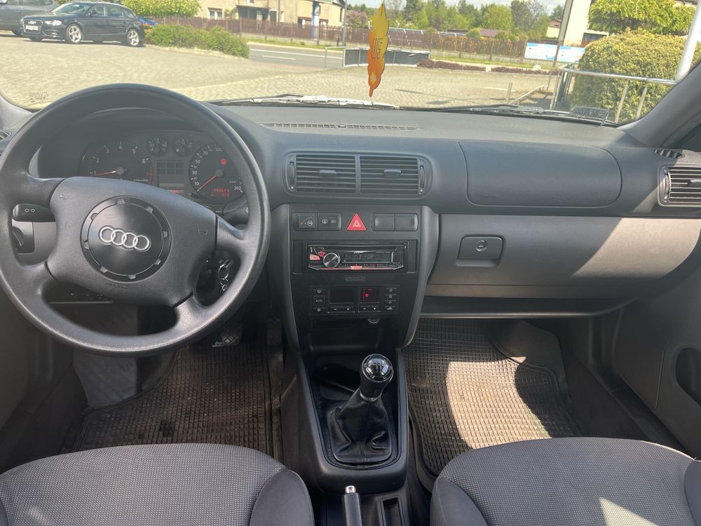 Audi a3 1.6 sr LPG 5 drzwi