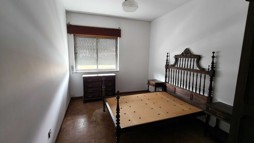 Mobília de madeira / Recheio Apartamento