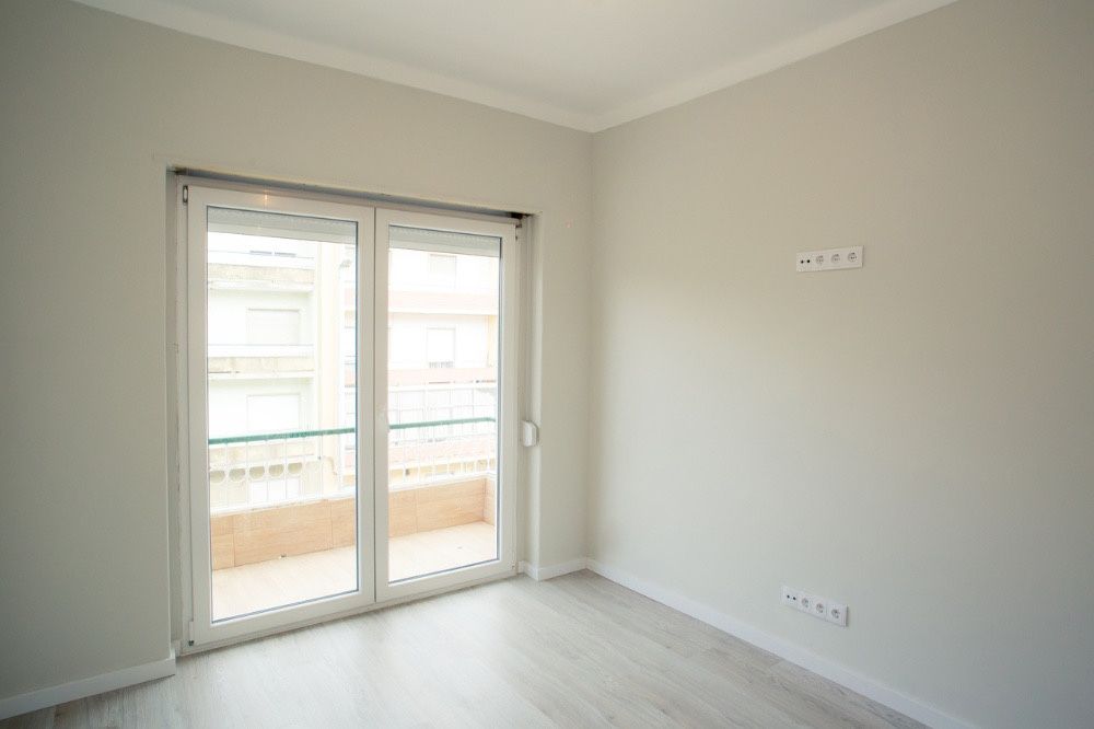 Apartamento T2 com logradouro