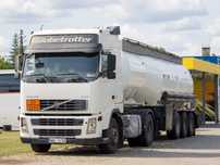 Volvo FH12 460  Volvo FH12 460 + cysterna paliwowa 30500 l(ADR, UDT) – gotowy do pracy