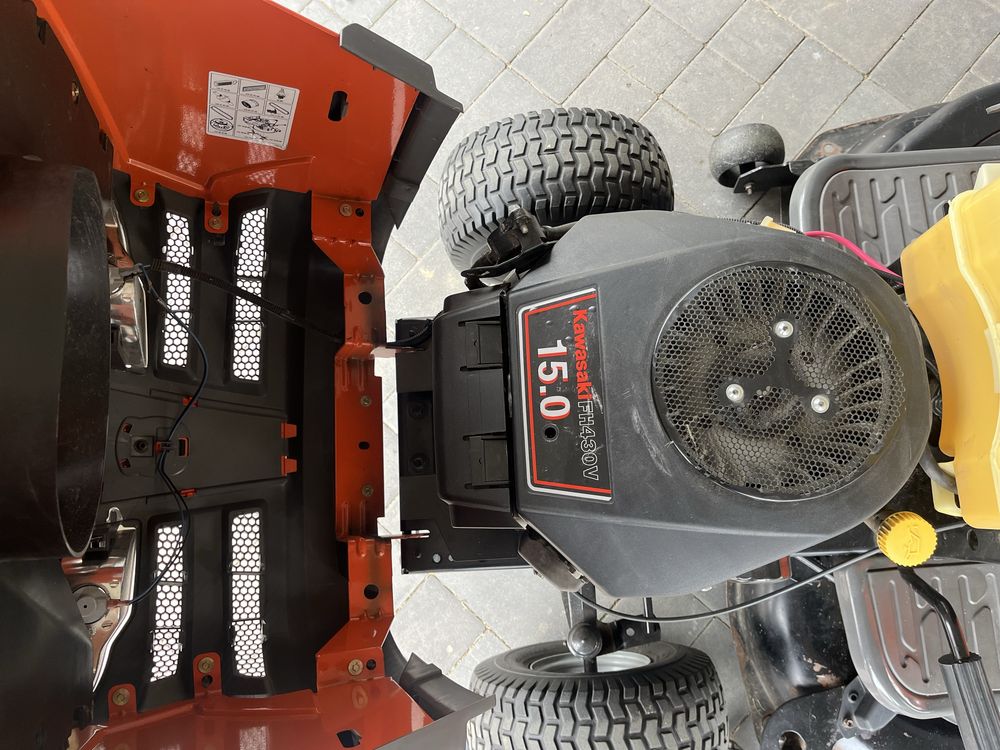 Traktorek kosiarka Husqvarna CTH 150 Kawasaki 15 Hydrostat Zadbana