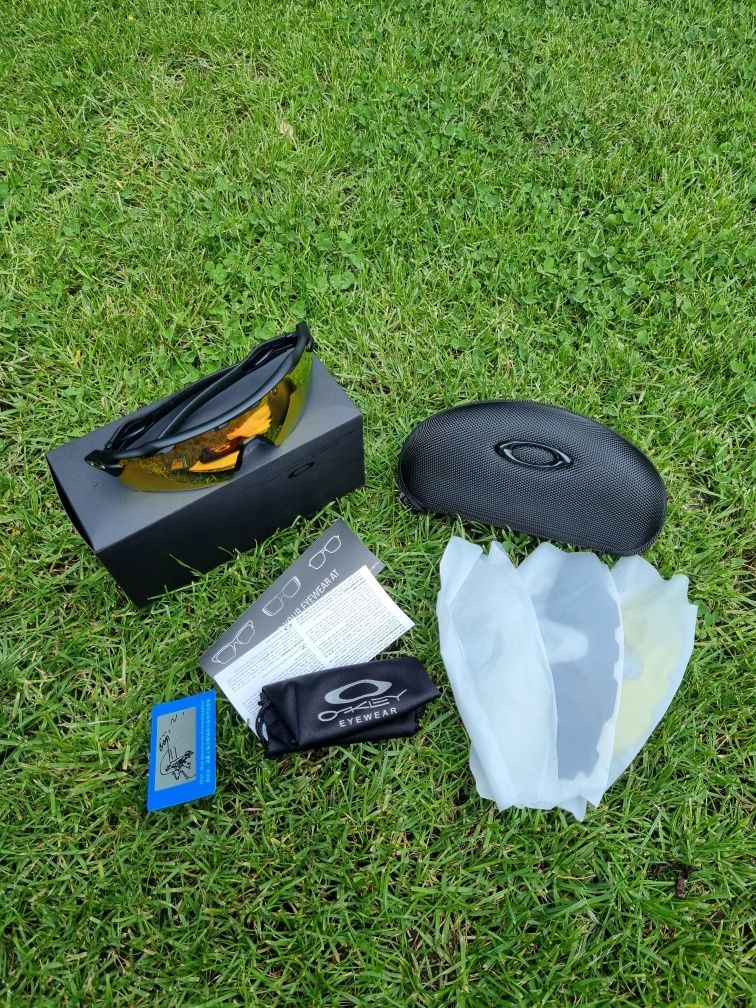 Спортивні окуляри oakley radar ev polarized + три змінні лінзи, чохол