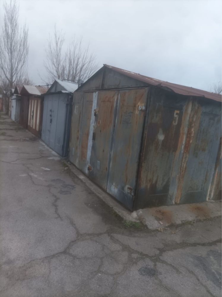 Продам мет.гараж гск23