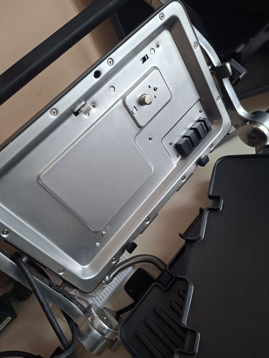 Продам новую мультигриль про Delonghi + подарунок