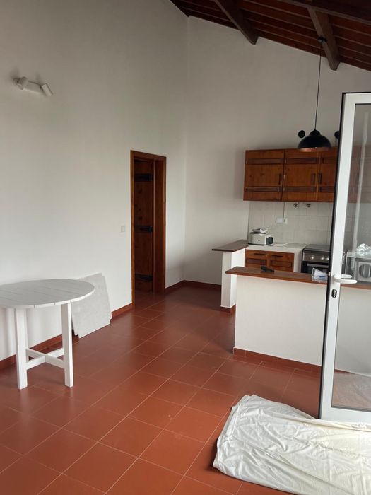 Arrenda-se Apartamento T1-Biscoitos