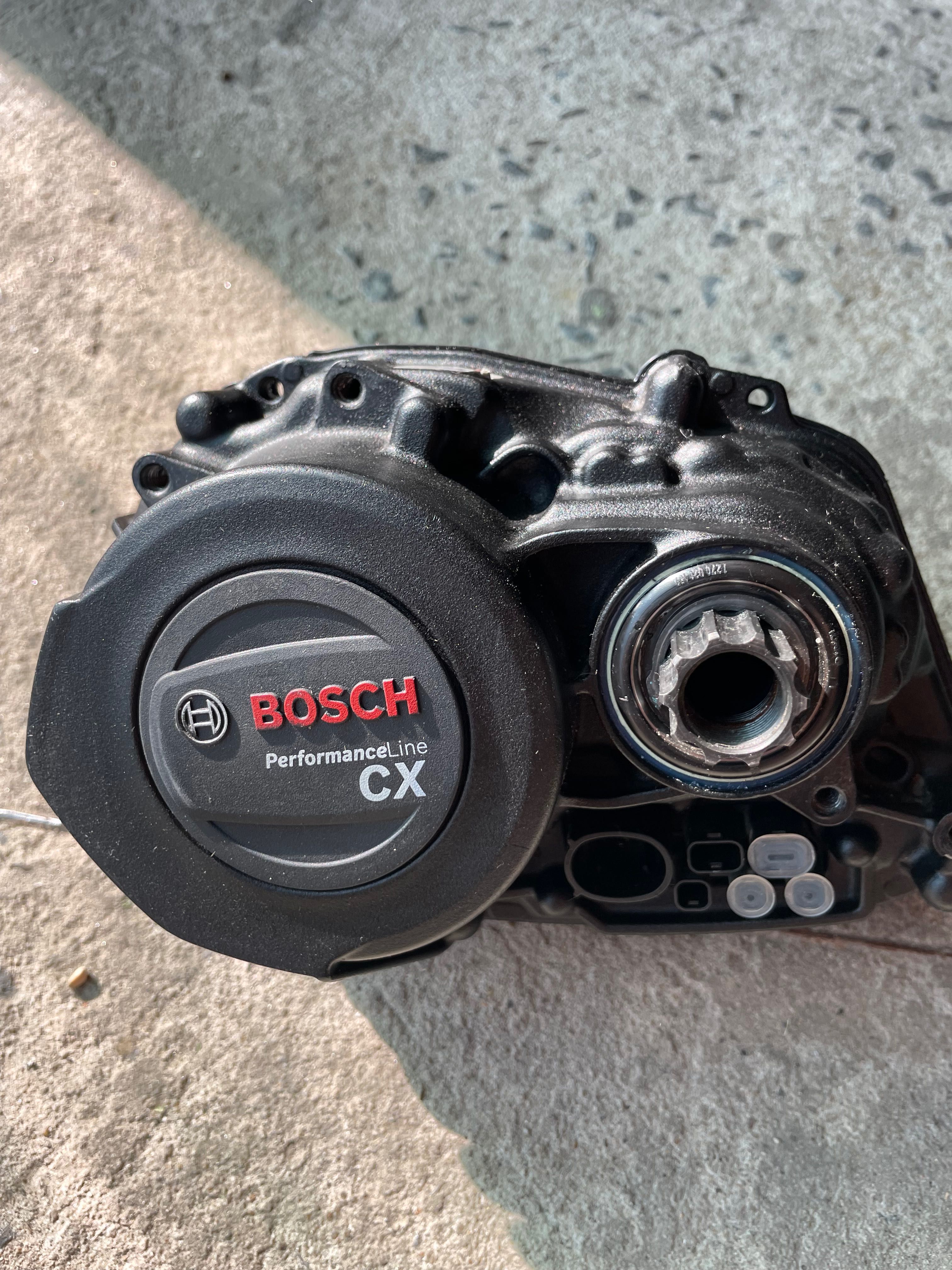 Продам двигун Bosch performence line cx