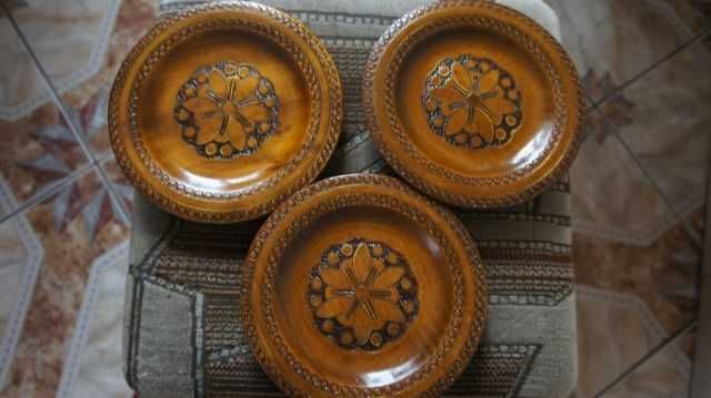 PRL drewniany INKRUSTOWANY talerz 16,5 cm
