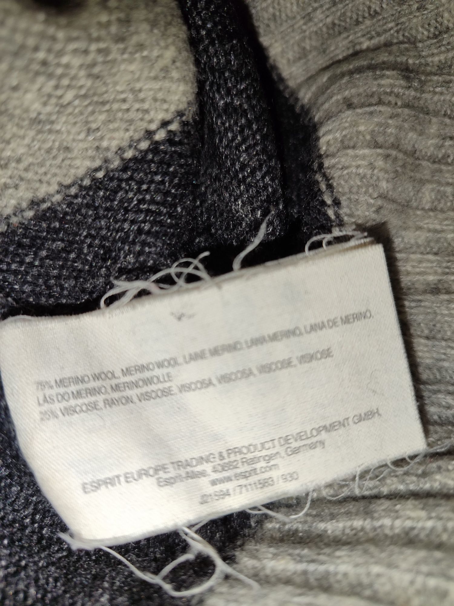 Жіночий вовняний светр Esprit