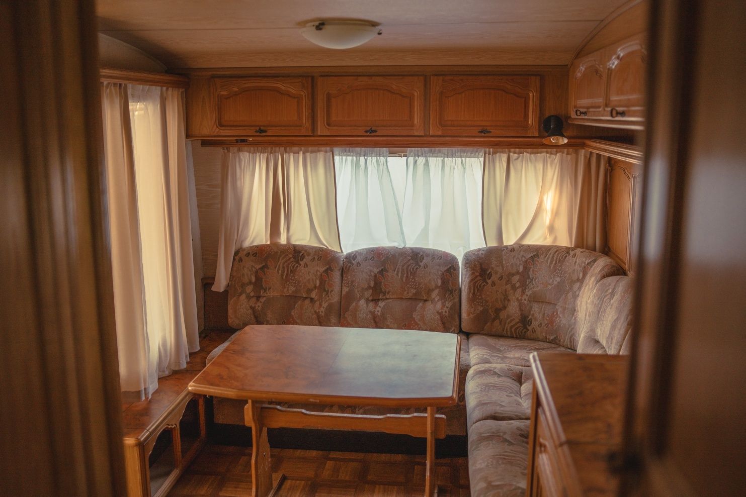 Przyczepa kempingowa wynajem w Chałupach, wynajmę,do wynajęcia,camping