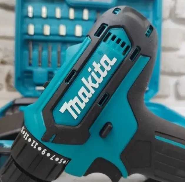 Акумуляторний шуруповерт 24 v з набором інструментів makita 331dwe