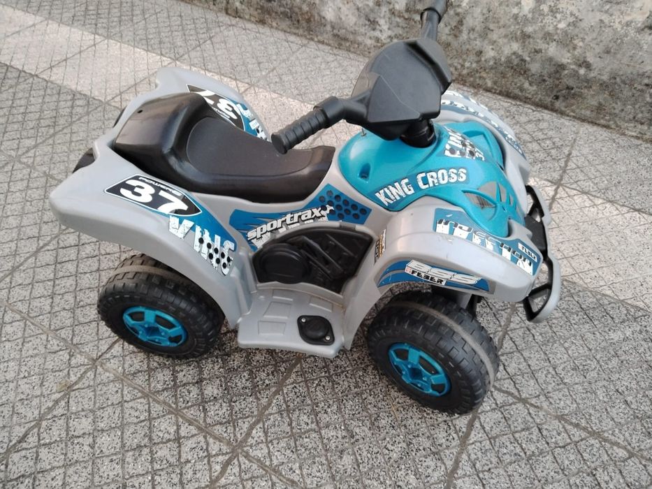 Moto 4 a bateria