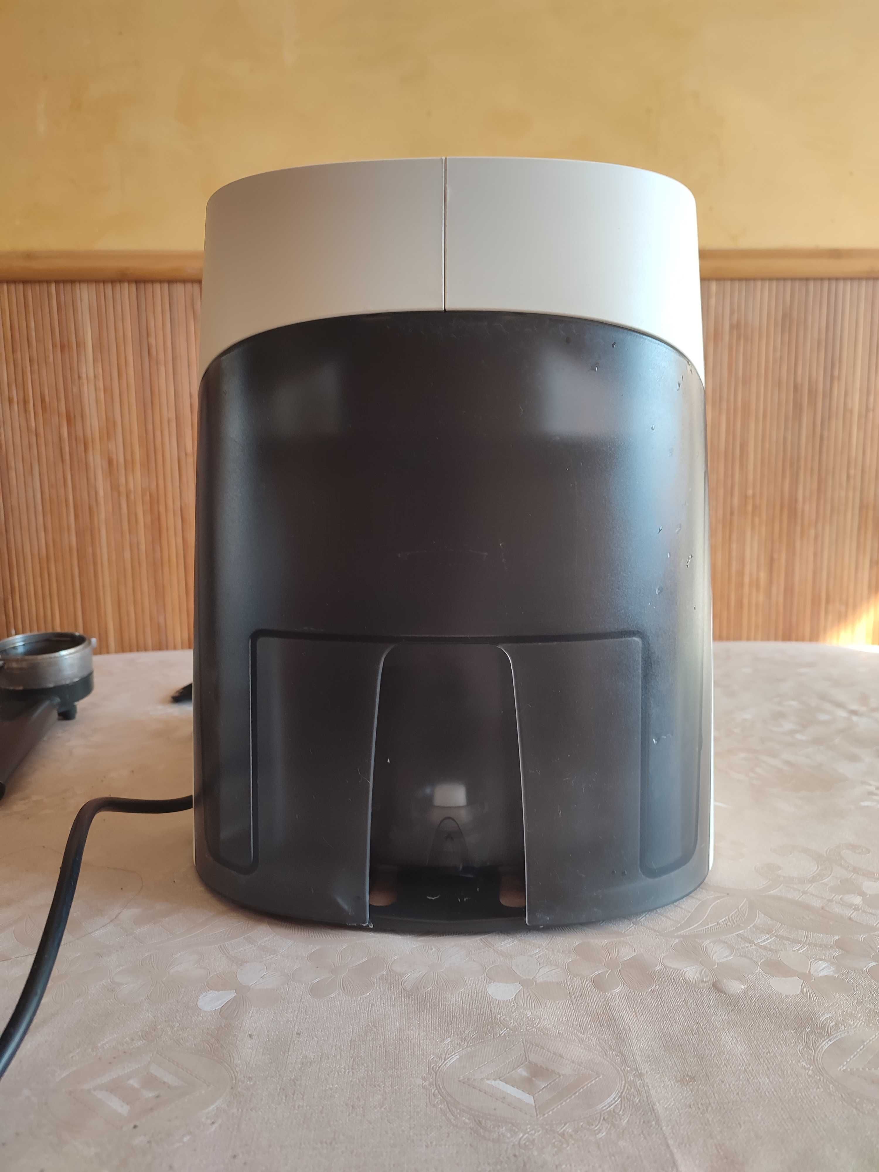 продам кавоварку Saeco nina plus