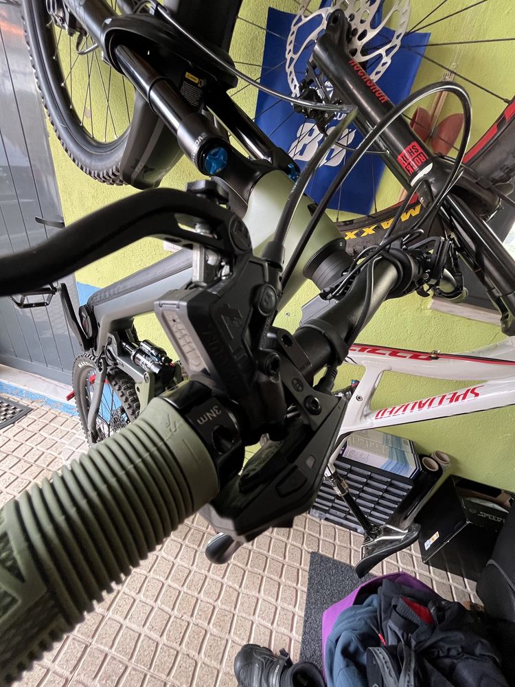 Cube stereo team hybrid ebike