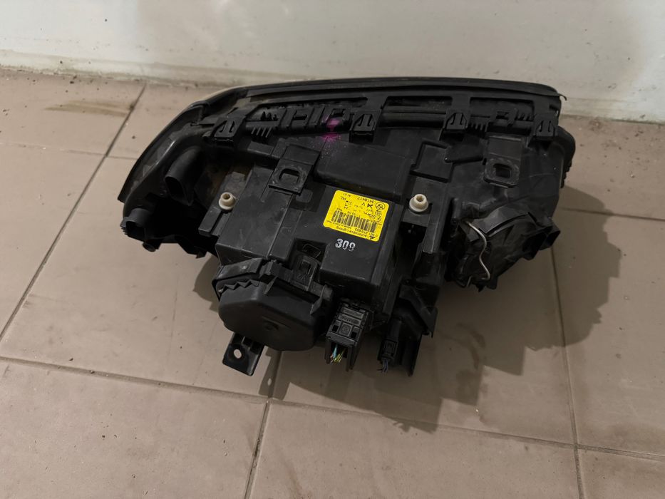 Ліва фара головного світла BMW x3 е83 до рест