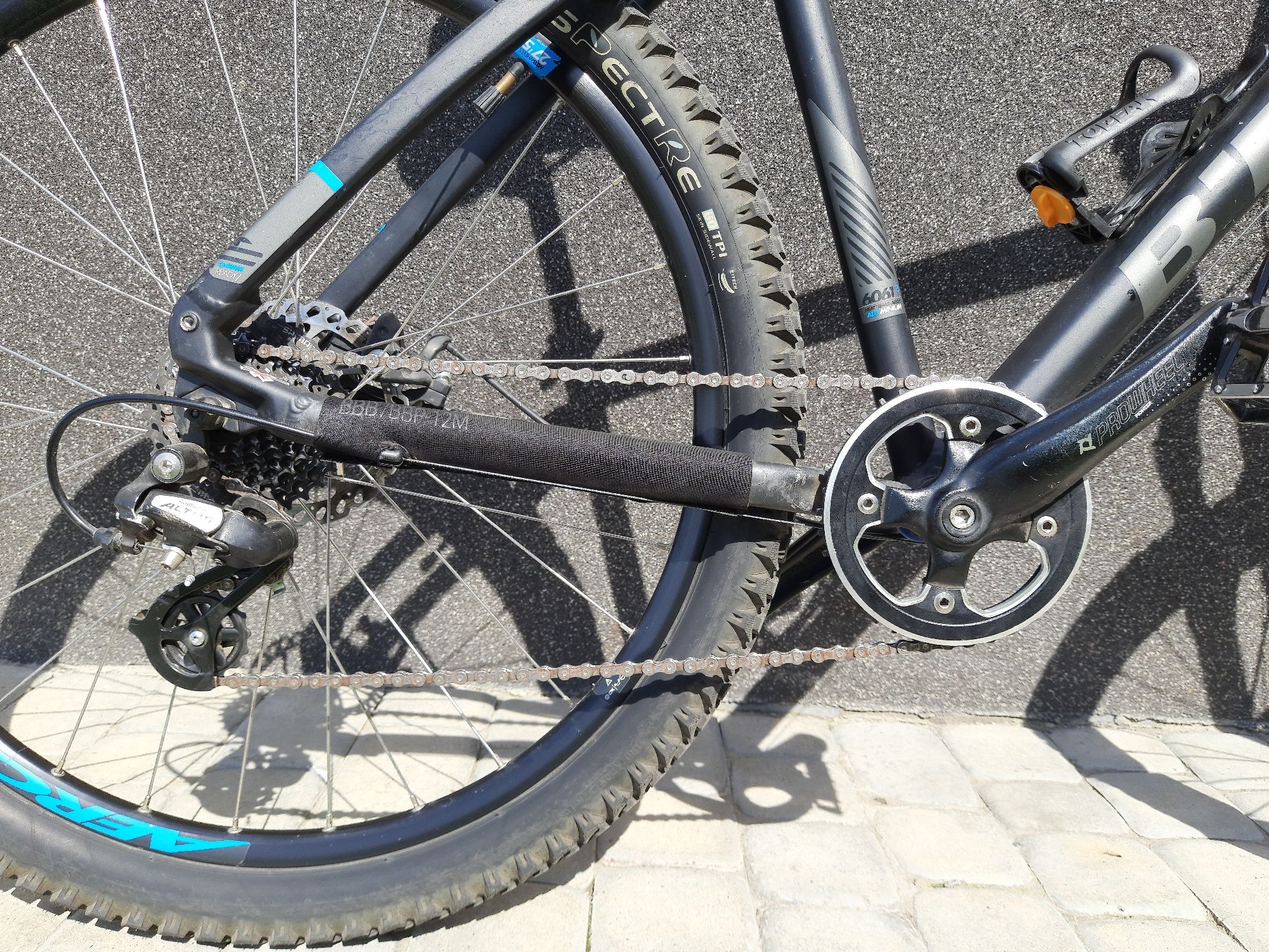 Велосипед Btwin Rockrider 520, 27.5