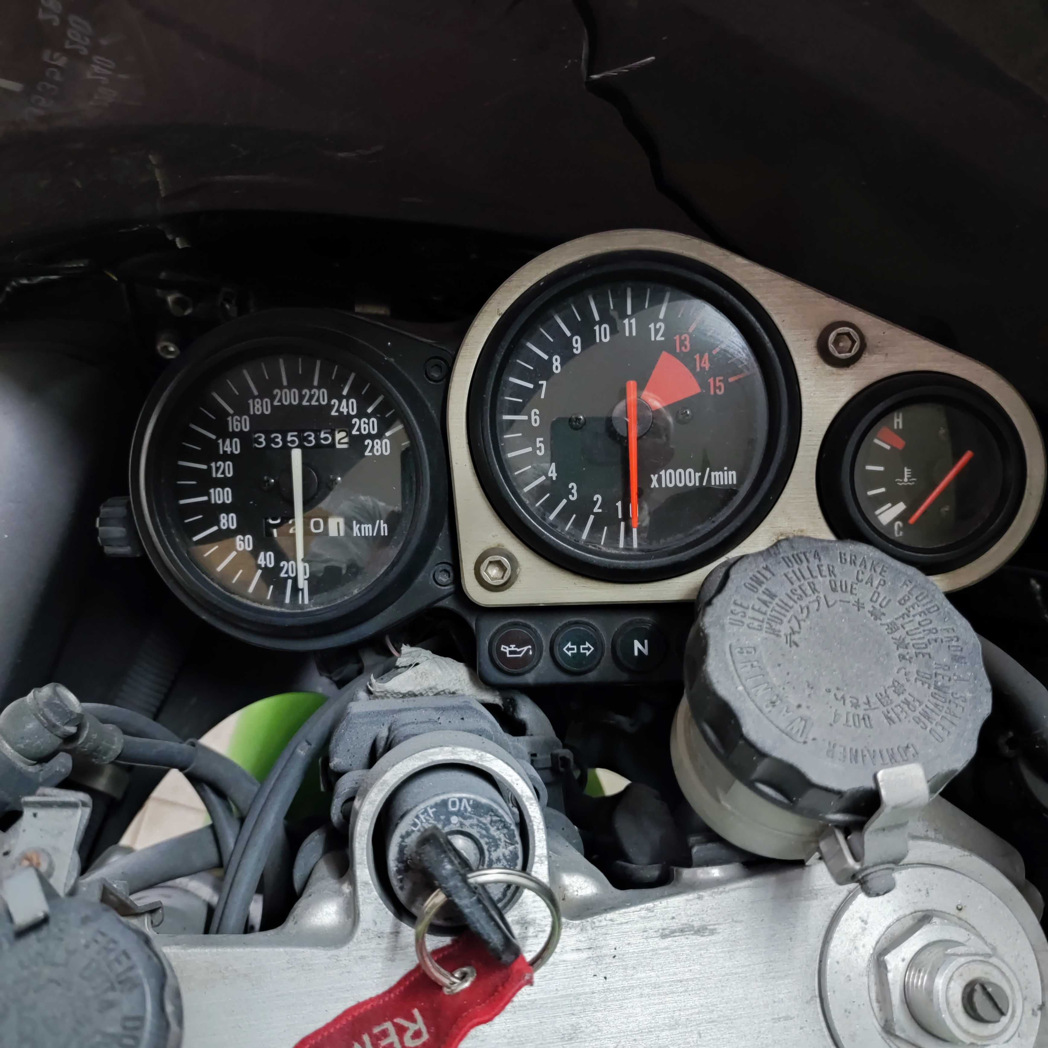 Kawasaki ZX7R 1996