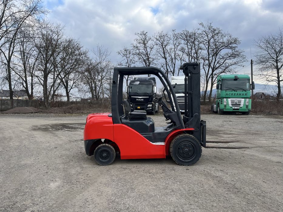 Вилочний навантажувач Belet 3t