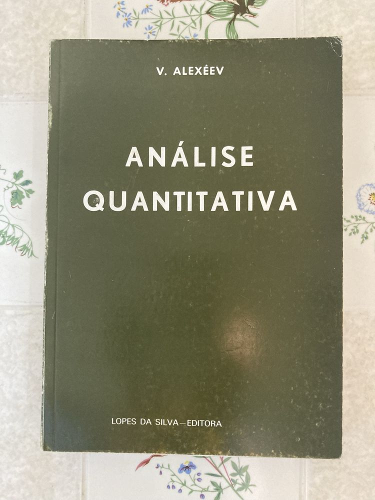 Livro de Quimica - Análise Quantitativa, V. Alexéev