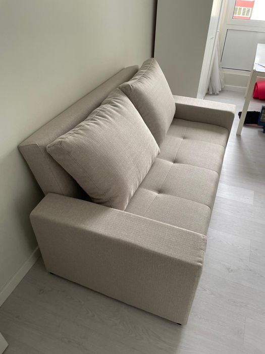 Sofa-cama em otimo estado