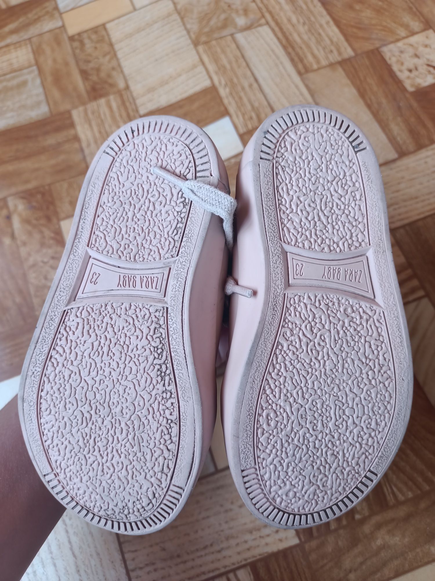 Продам дитячі текстильні макасини кросівки Zara Mini 23 р.