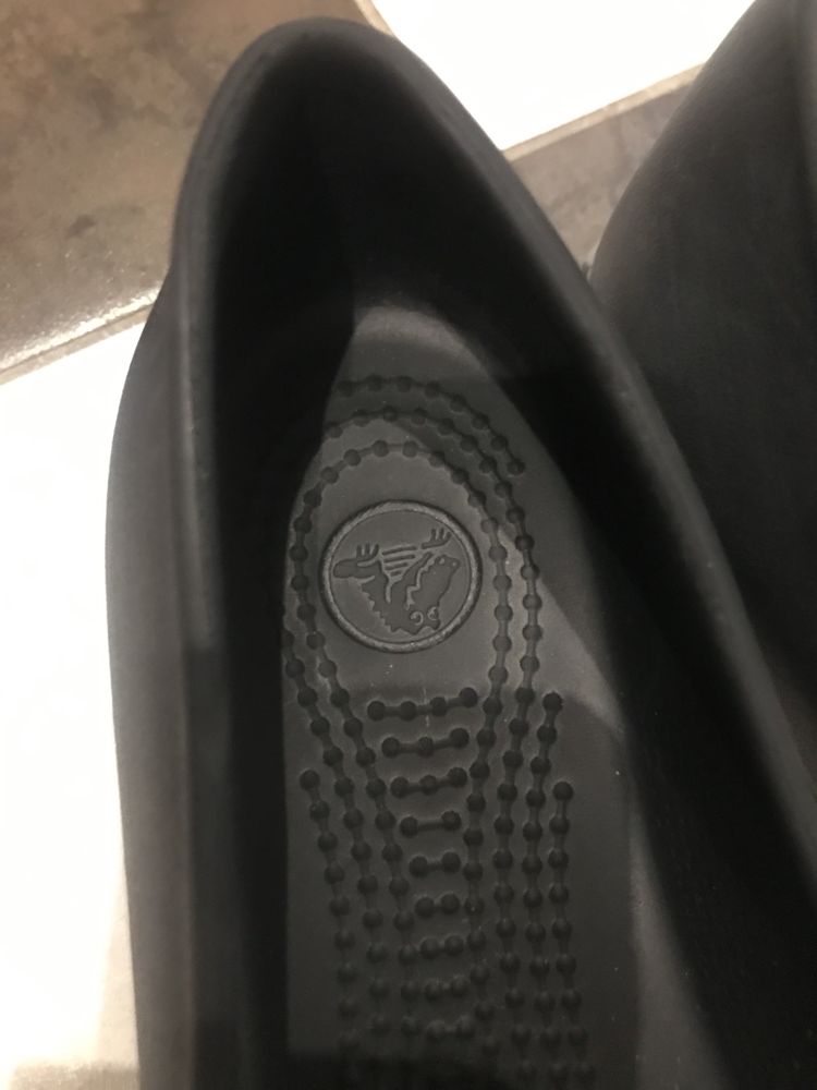 Продам Crocs,розмір 37