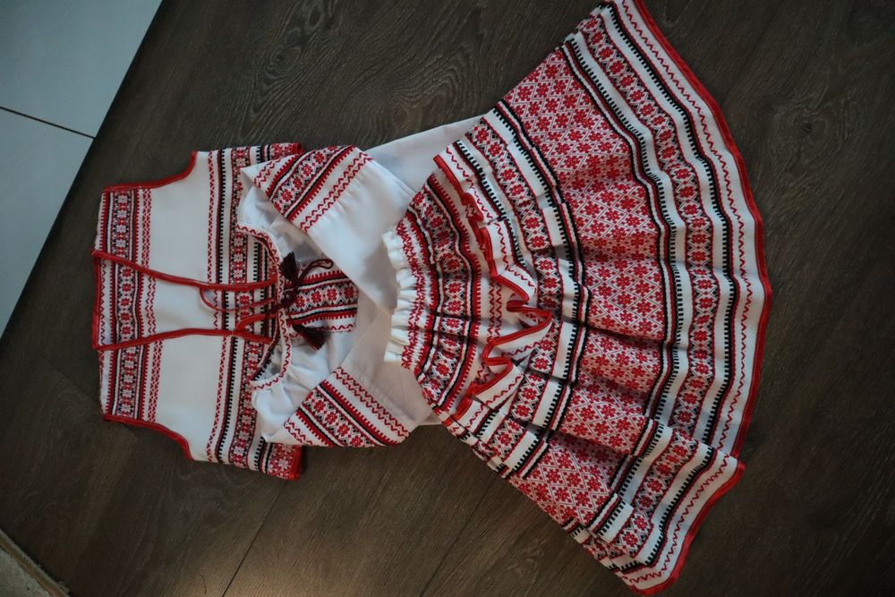 Дитячий костюм вишиванка на 3-4 роки